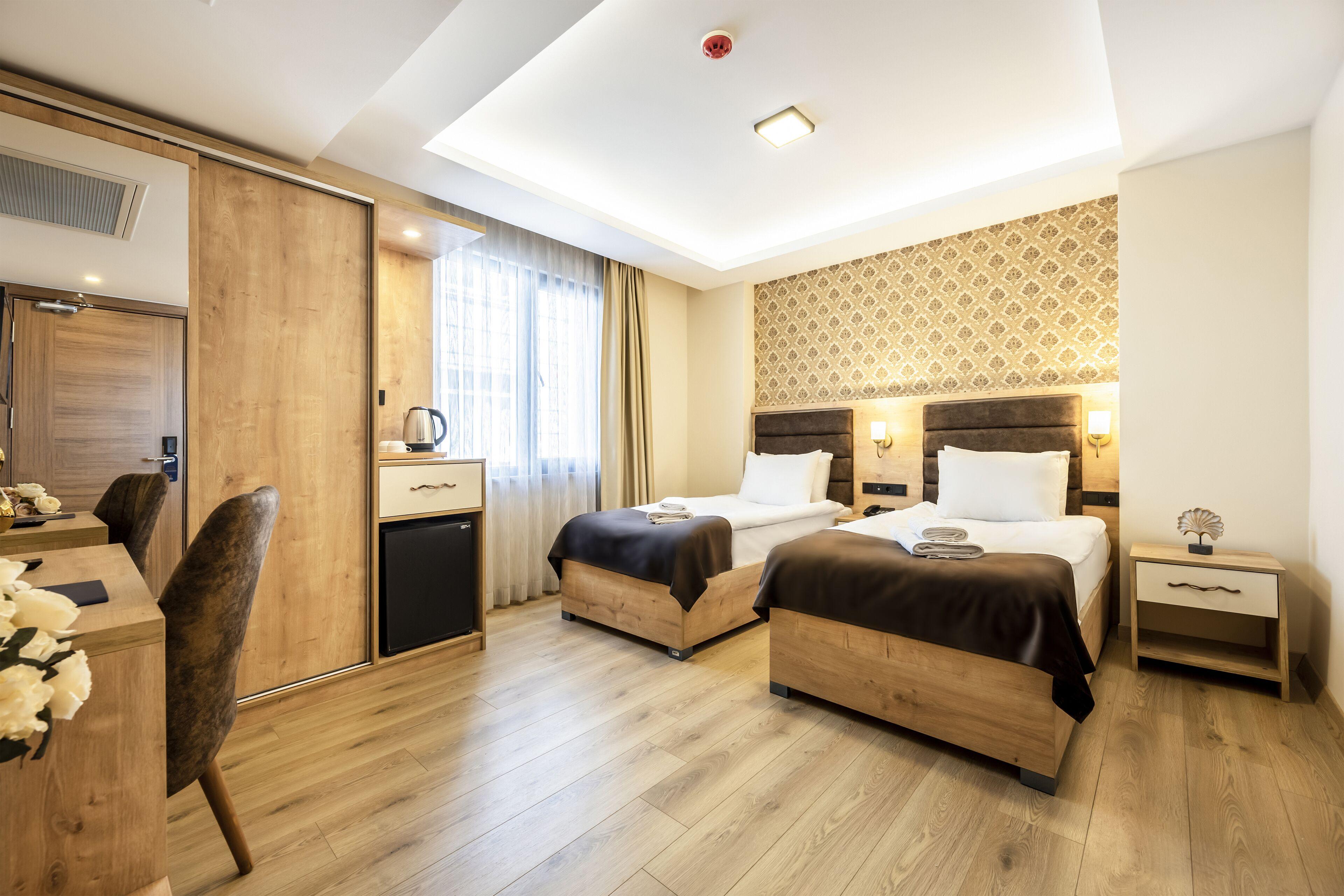 Emin Palace — Photos 3